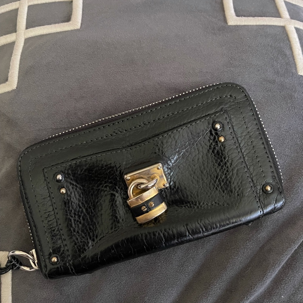 Auth Chloe wallet Authentic